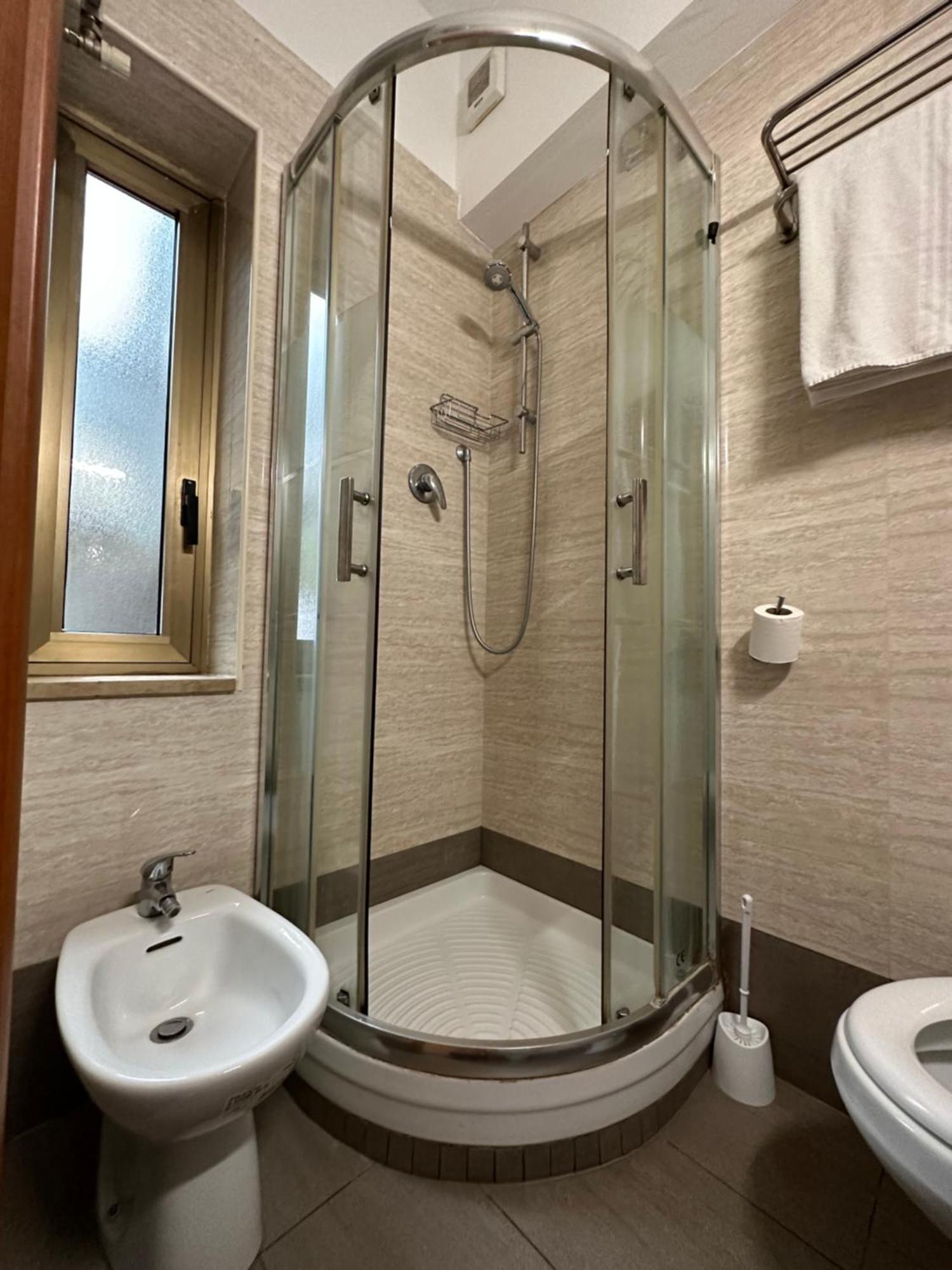 Hotel Nizza Milan Bagian luar foto
