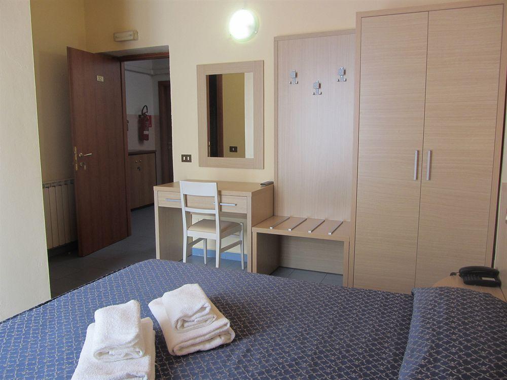 Hotel Nizza Milan Bagian luar foto