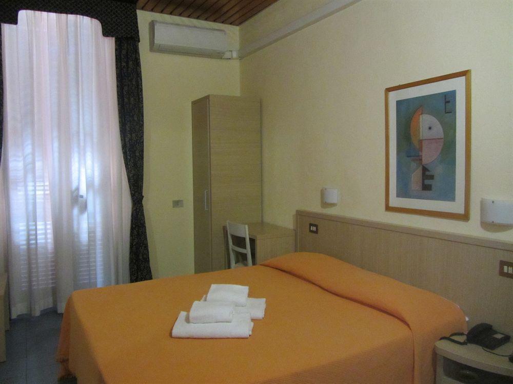 Hotel Nizza Milan Bagian luar foto
