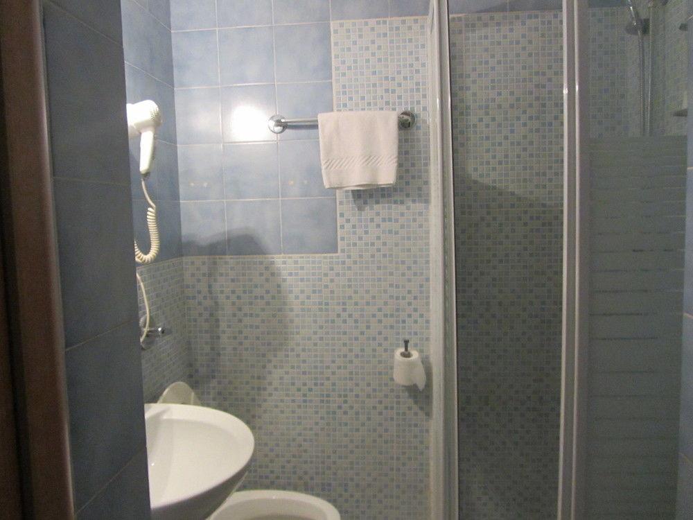 Hotel Nizza Milan Bagian luar foto