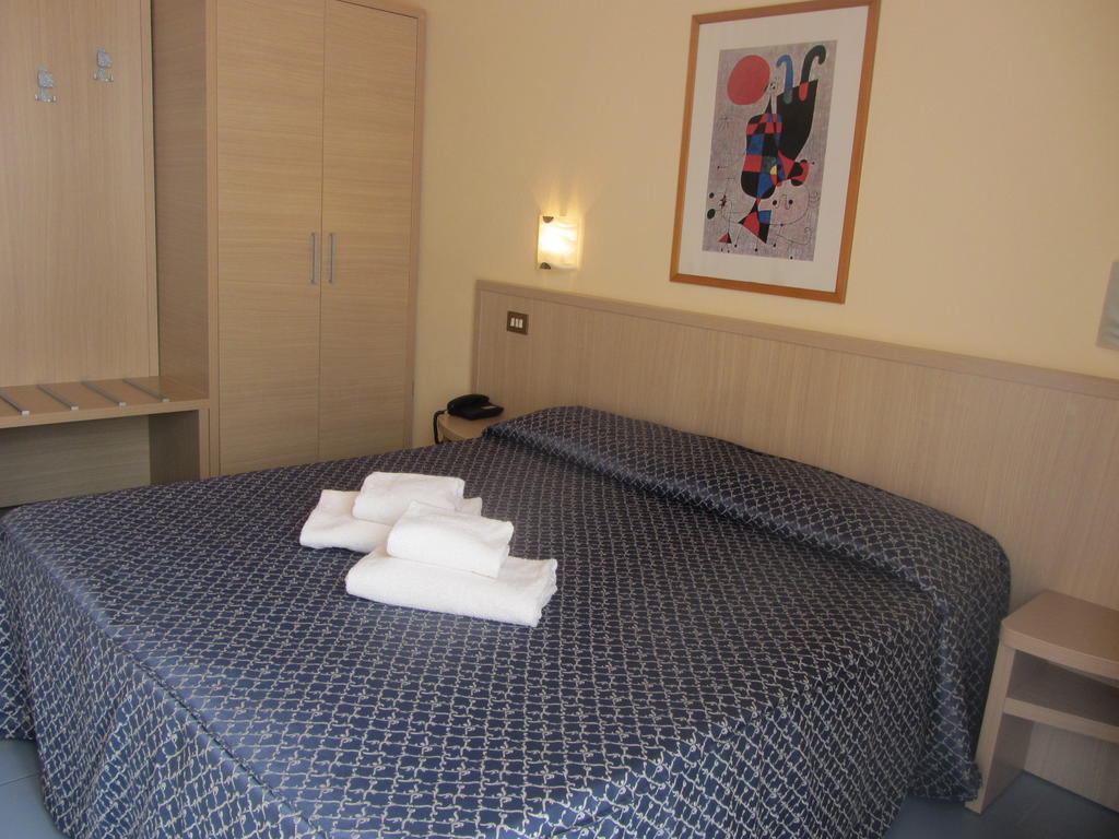 Hotel Nizza Milan Bagian luar foto